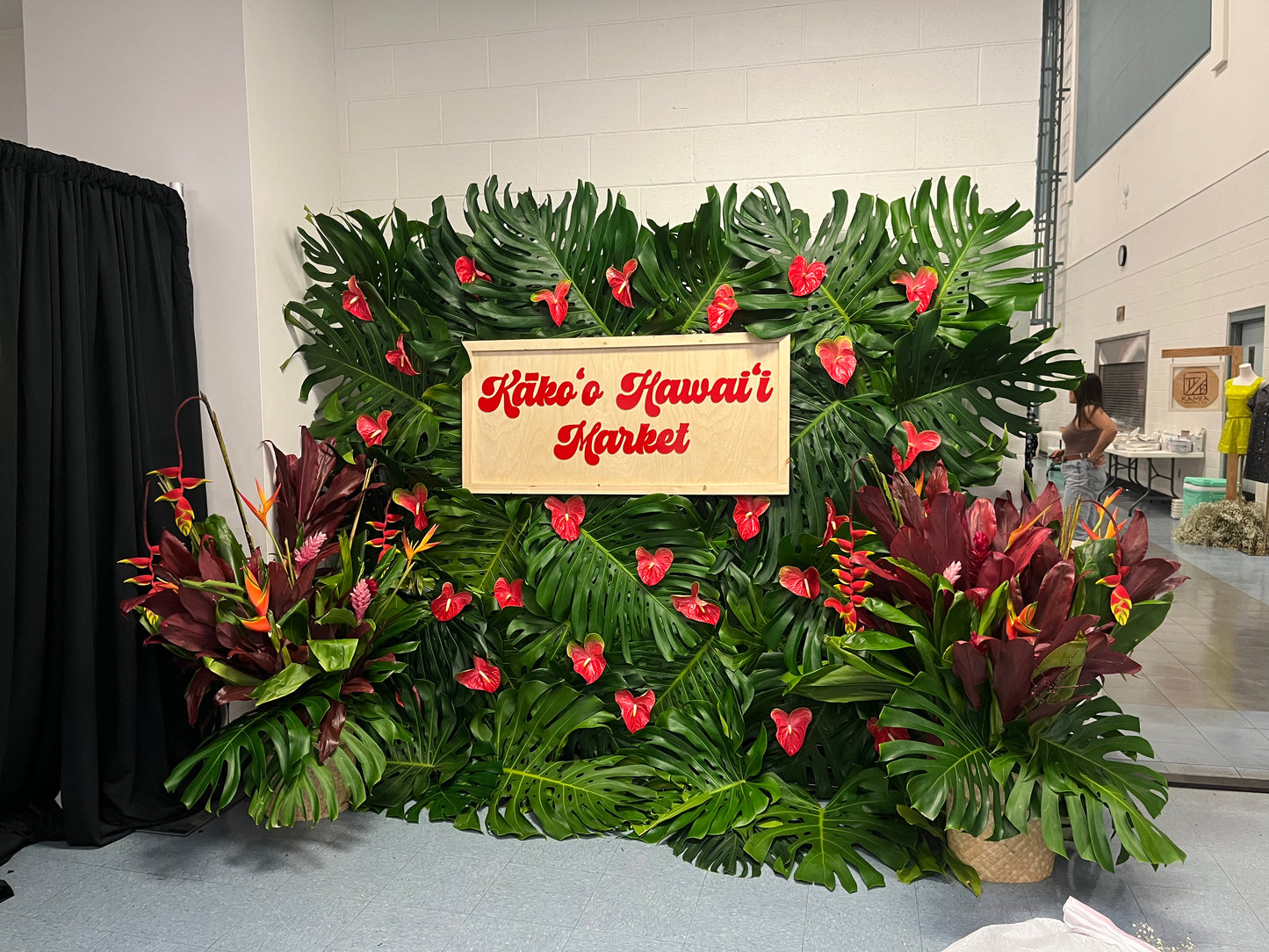 Custom Floral Lei Backdrops